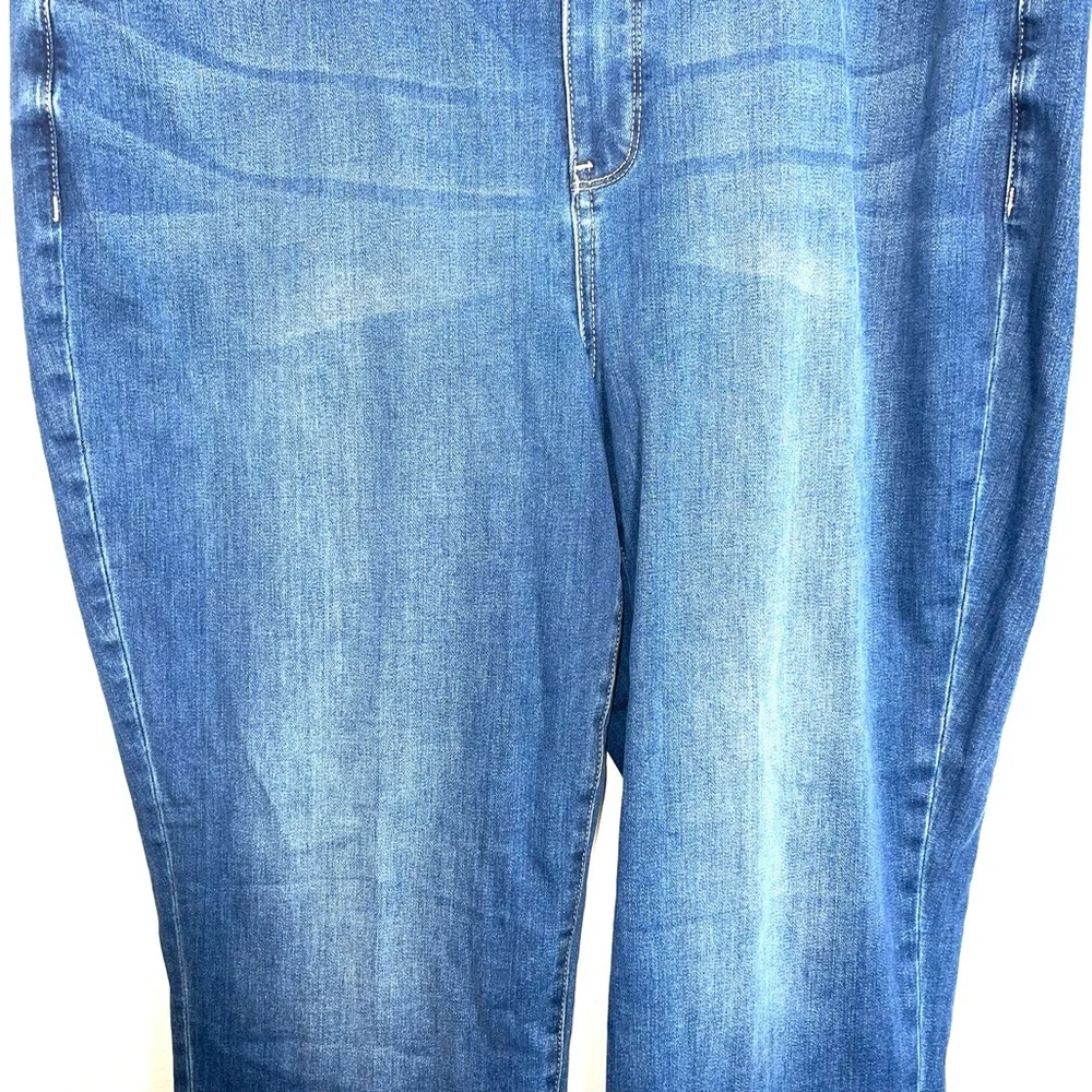 NYDJ Medium Wash High Rise Cuffed Cropped Girlfriend Jeans Size 16W - Picture 4 of 13